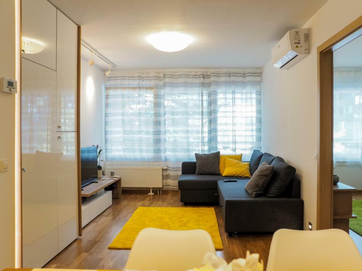 Apartman Delux Adda Zagreb Exterior foto
